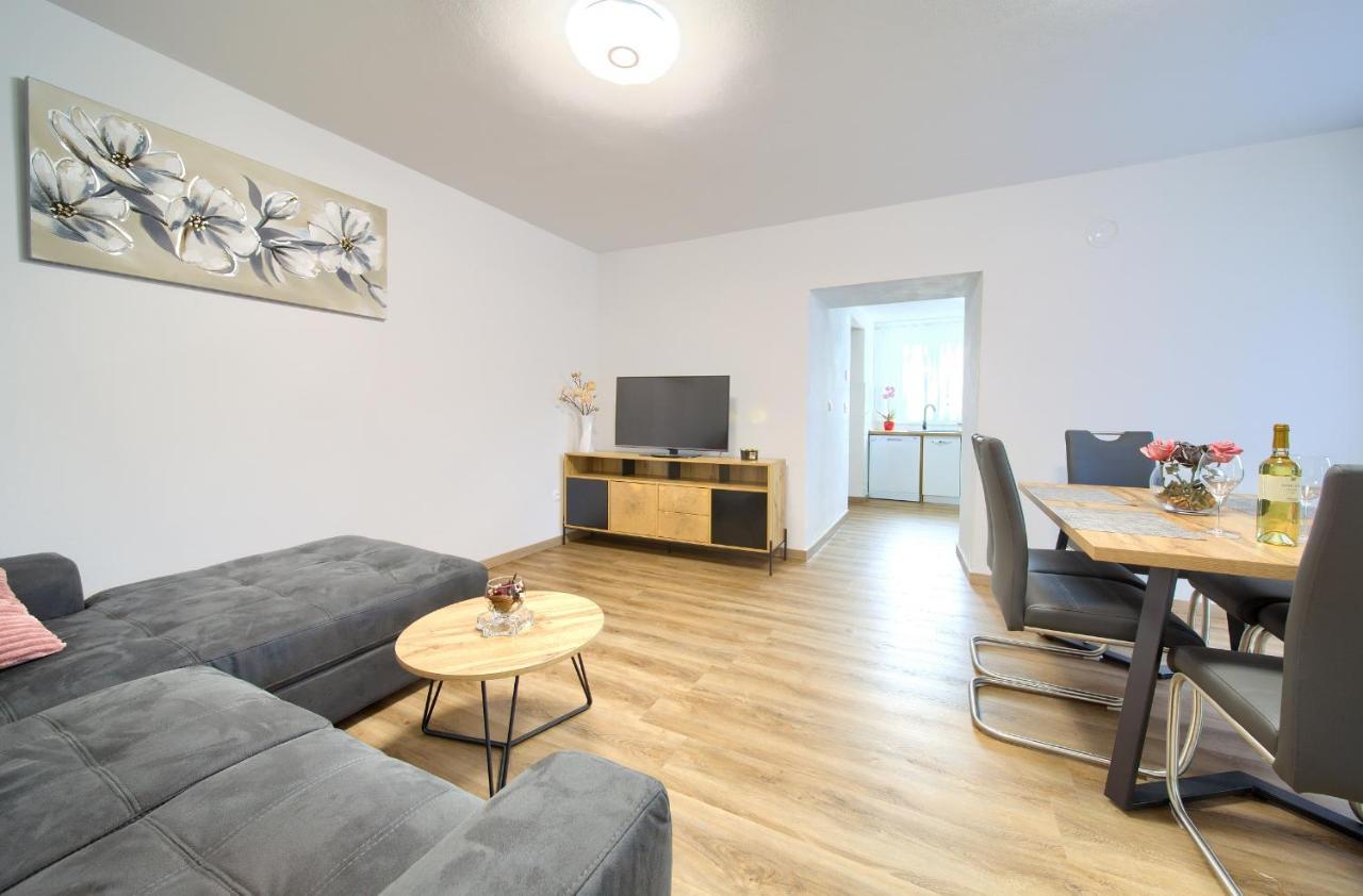 Apartment Mladen Krk Town Eksteriør billede